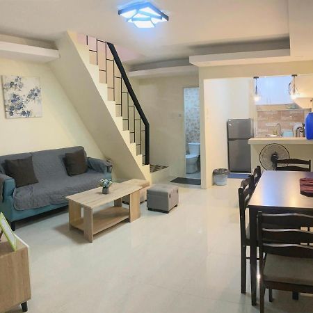 2 Bedroom Townhouse In Bacolod City מראה חיצוני תמונה
