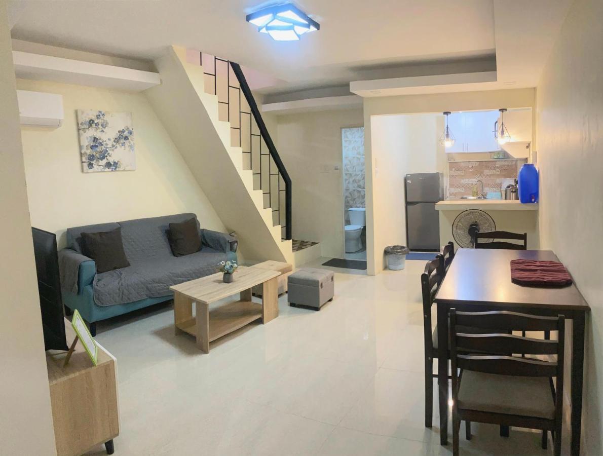 2 Bedroom Townhouse In Bacolod City מראה חיצוני תמונה